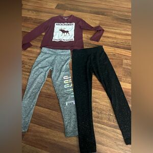 Abercrombie & Fitch Kids Gray and Black Leggings Set
